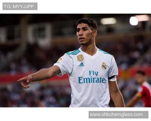 亚洲血统足球明星盘点谁是绿茵场上的混血传奇