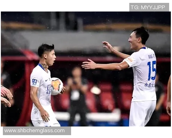 重庆足球队在亚运会积分榜上以58分稳居第一名引发关注